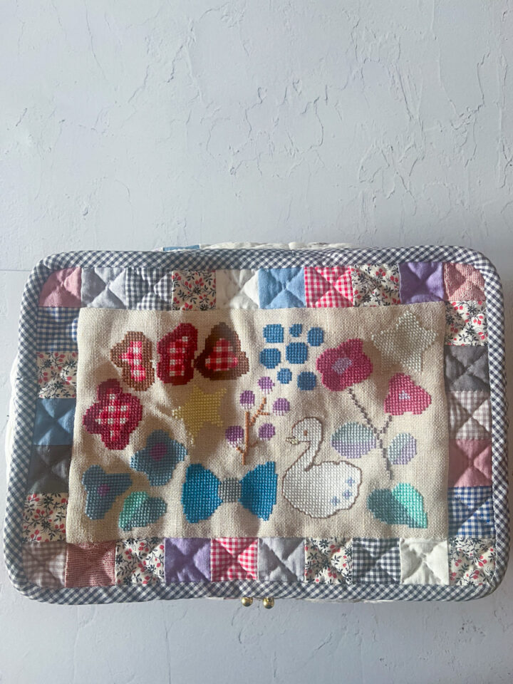 刺繍とパッチワークの組み合わせ
